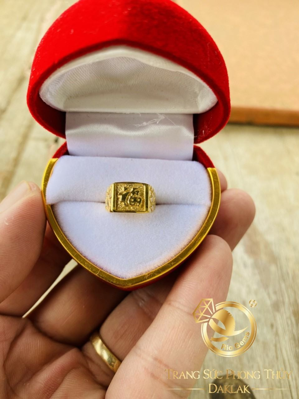 Nhẫn vàng nam 24k 2 chỉ giá bao nhiêu tiền - Cao Hùng Diamond