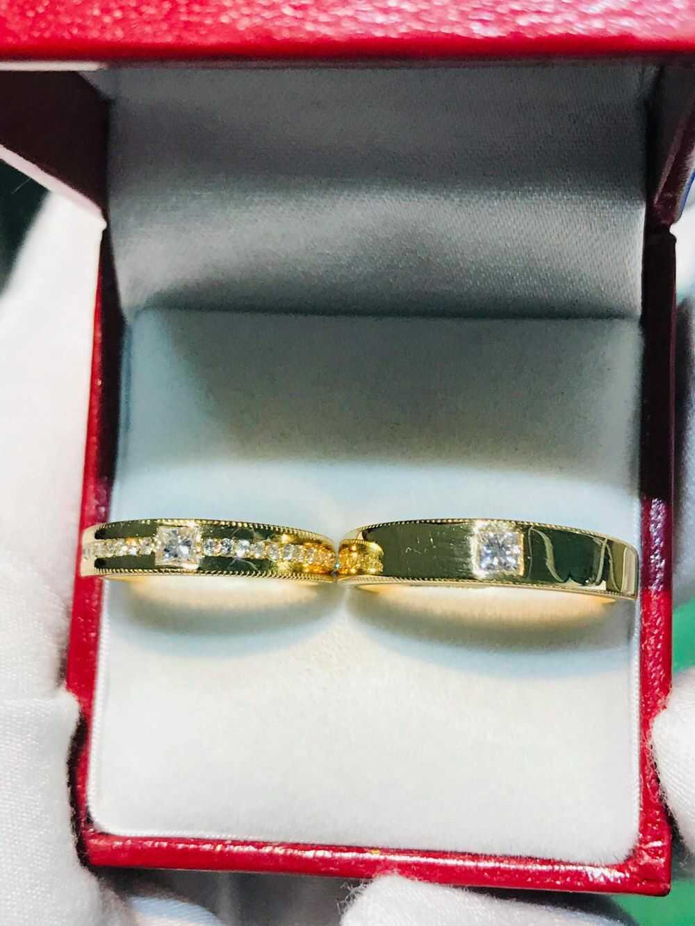 Nhẫn đính hôn vàng 18K đính đá Cz hợp mệnh cặp đôi có bản to, nhỏ dành riêng cho nam, nữ