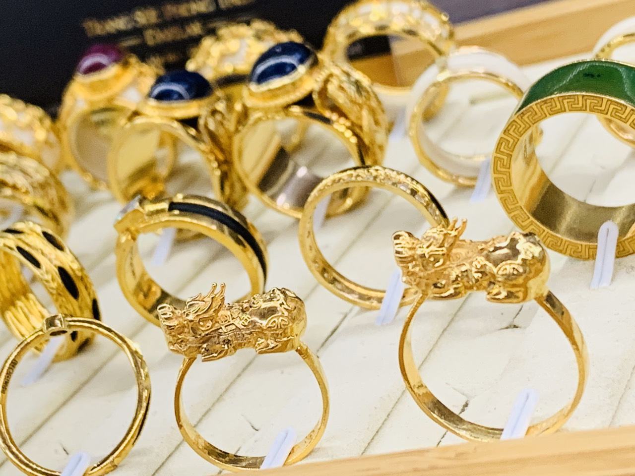Nhẫn Tỳ Hưu nữ vàng 18K phong thủy (vàng đúc, THỰC TẾ) đơn giản