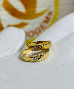 Nhẫn cưới nửa trái tim vàng 18K đơn giản