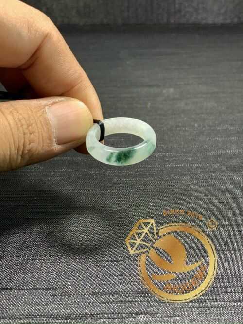 Nhẫn Ngọc Cẩm Thạch Jadeite vân đậm (hàng HẠNG A) - Bảng bo 5mm đẹp