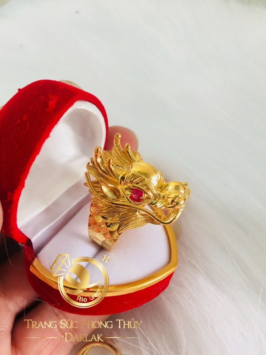 Nhẫn Đầu Rồng 3D – 7 chỉ vàng Tây 18K giá hợp lý