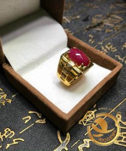 Nhẫn nam vàng đính Ruby Thái thiết kế bởi Riogems