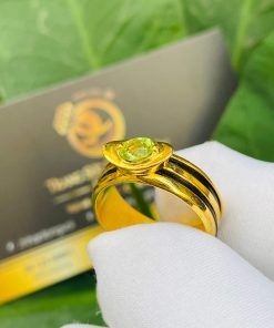 Nhẫn thỏi vàng mặt đá đẹp
