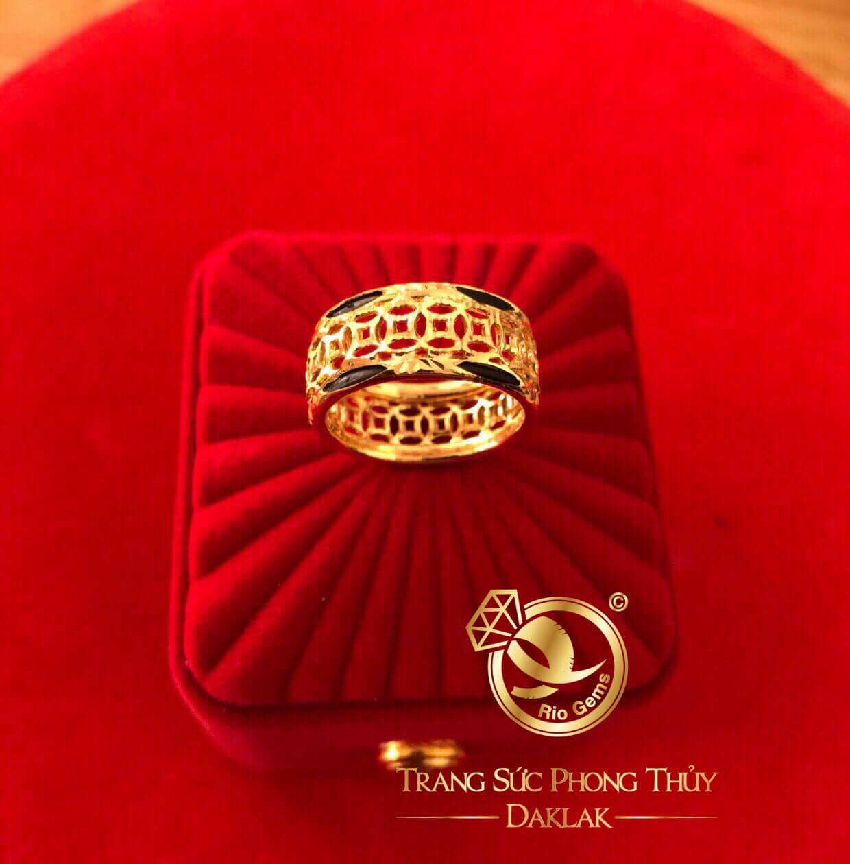 Nhẫn Kim Tiền vàng tây 18K luồng 2 lông FAKE - Bảng 9mm có tính phong thủy cao