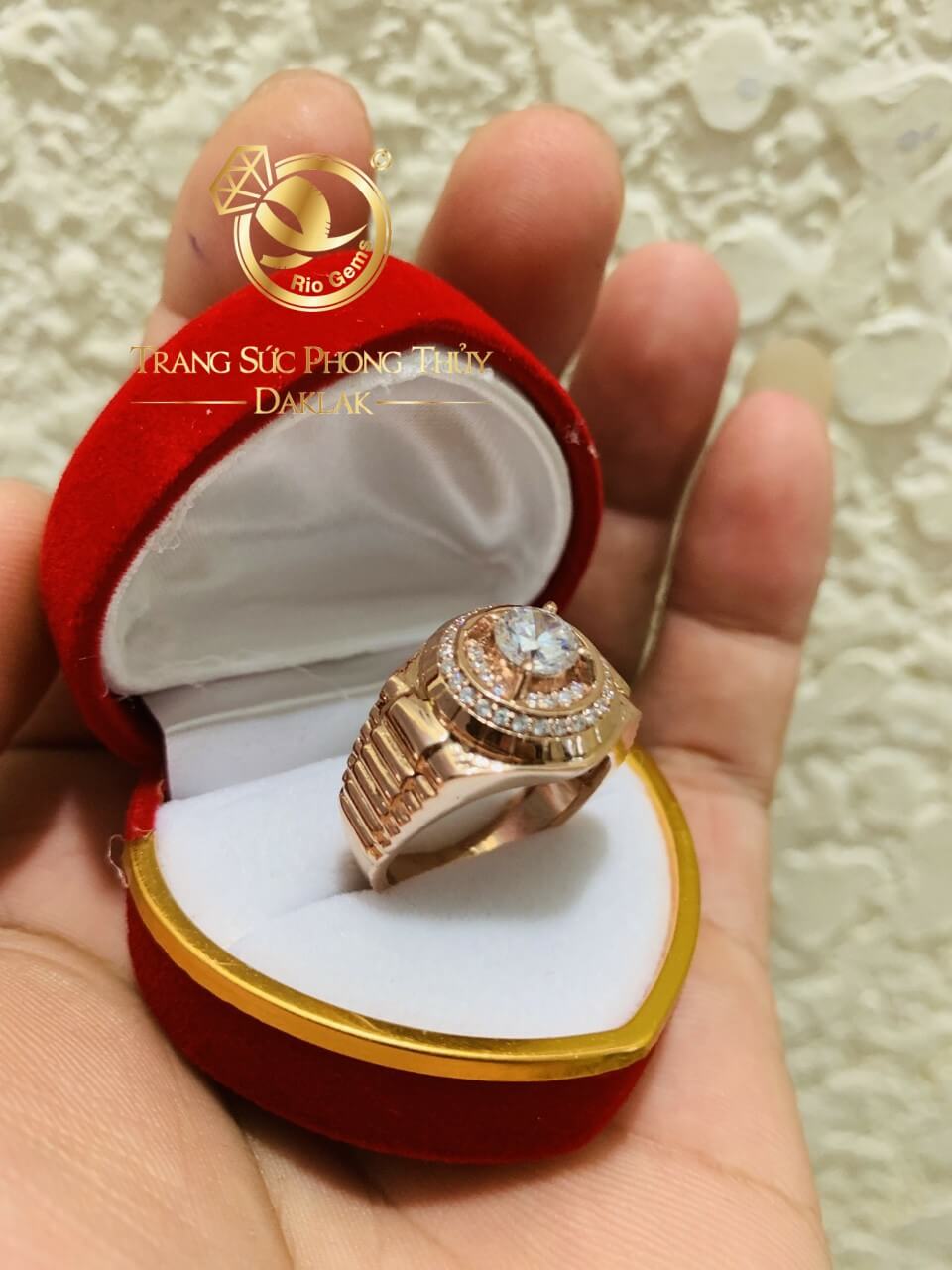 Nhẫn Rolex vàng Hồng 18K cho nam đính đá Cz GIÁ TỐT NHẤT HCM gia công chất