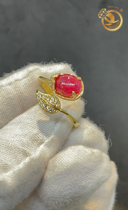 nhẫn nữ đá ruby