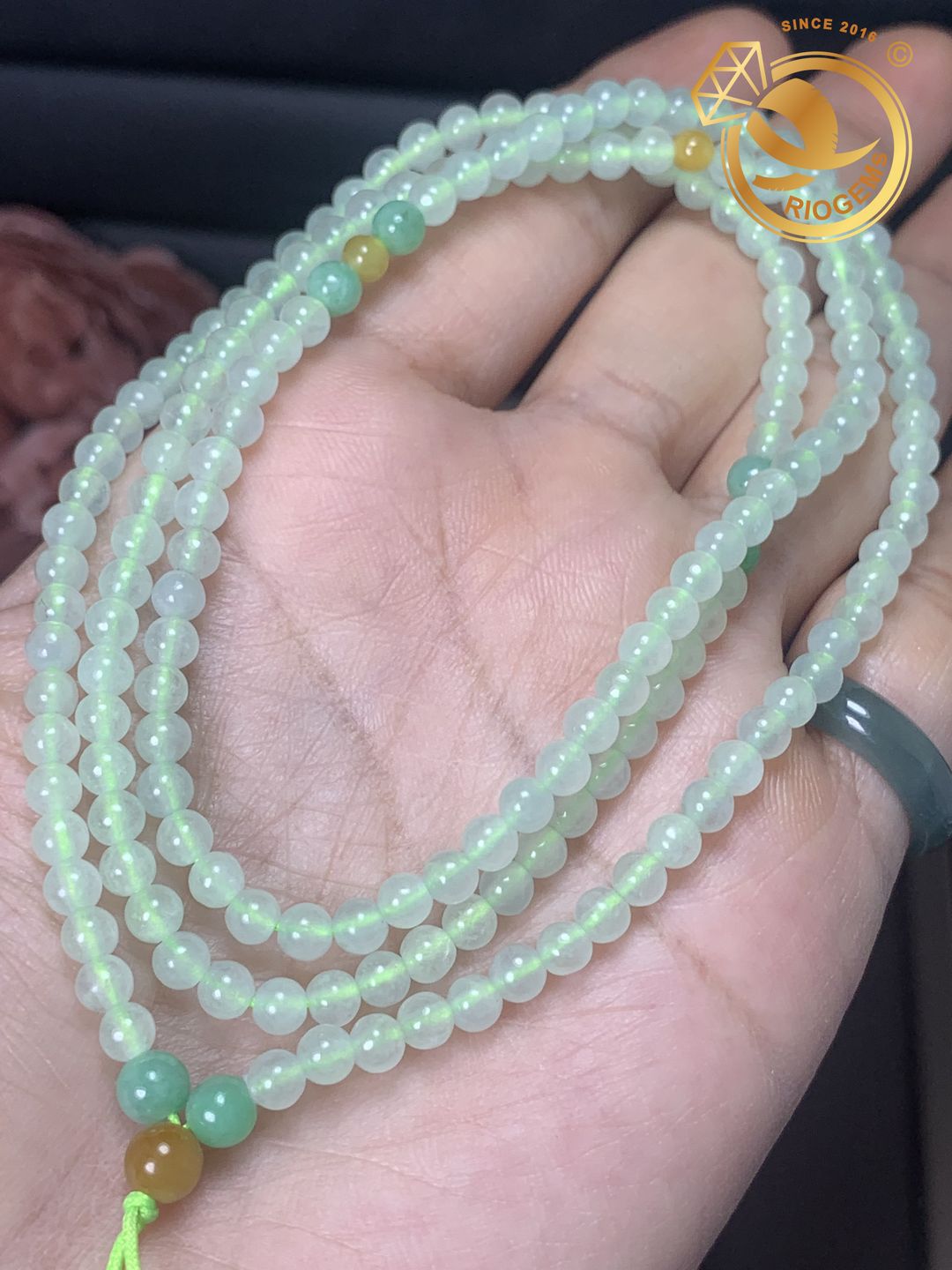 vòng tay ngọc jade