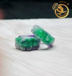 Nhẫn ngọc CẨM THẠCH Jade A thiên nhiên khắc hình hoa