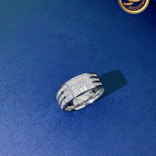 nhan vang y dinh full kim cuong baguette trang 6b3f37dac6e963b73af8 result Nhẫn VÀNG Ý đính full KIM CƯƠNG Baguette trắng