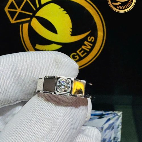 nhan vang y 750 dinh vien kim cuong 037ct acc42483e63659680027 result Nhẫn VÀNG Ý 750 đính viên KIM CƯƠNG 0,37ct