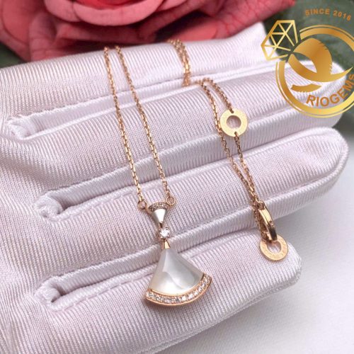 z7058762757802 4d9d4460c47cdfe2b459e48d83dbd1a9 Dây chuyền vàng Ý